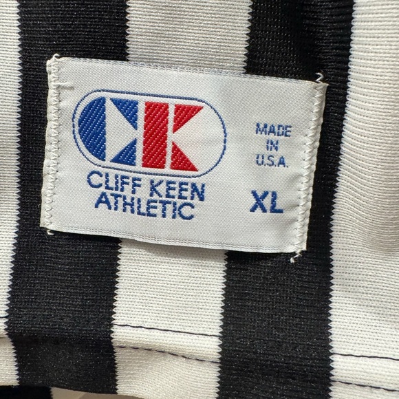 Black and White Striped Men's Jersey - Picture 3 of 6